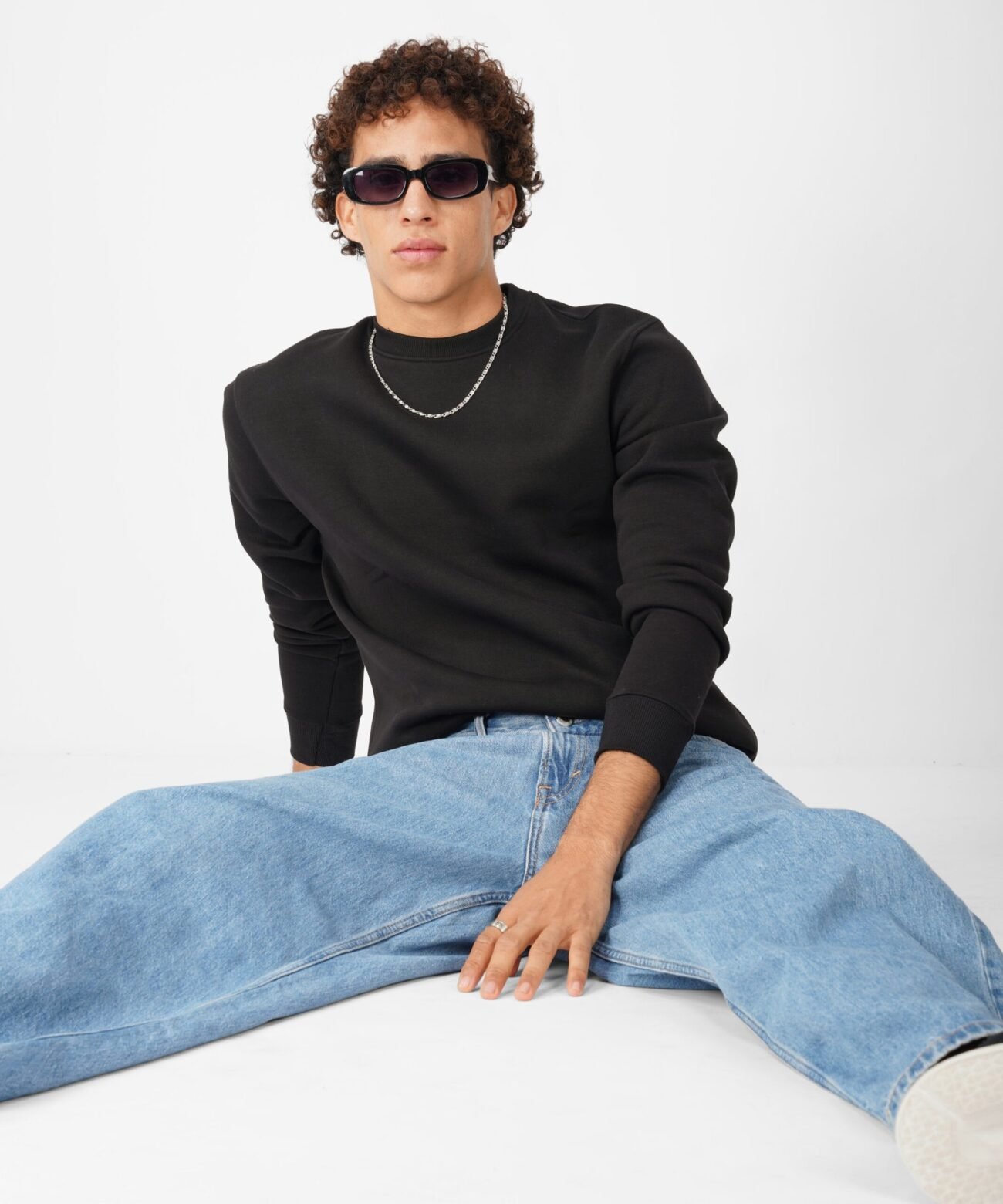 SOLO WINE AND BLACK SWEATSHIRT COMBO - Image 4