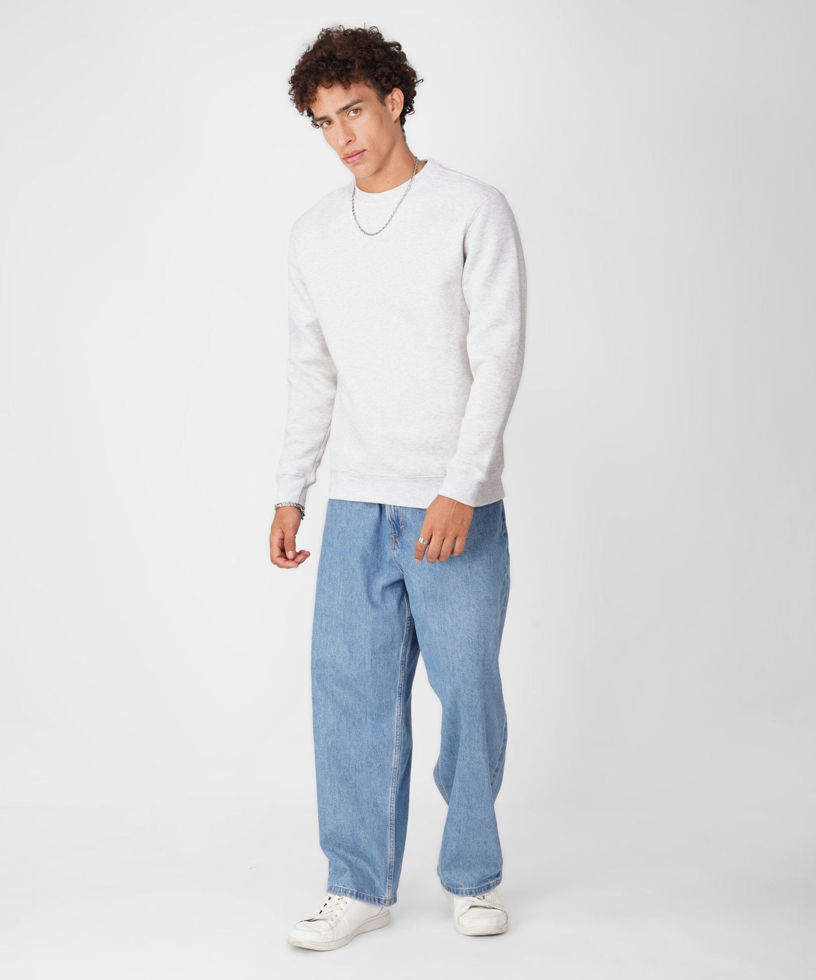 WHITE AND GREY SWEATSHIRT : PLAIN AESTHETIC - Image 6